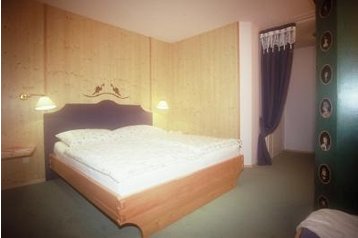 Austria Privát Graz, Exteriorul